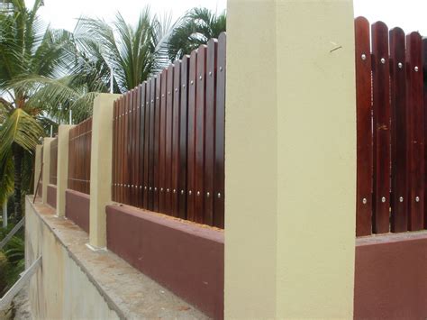 Gambar pagar rumah minimalis terbaru. 16 Desain Pagar Kayu Kreatif dan Menarik | RUMAH IMPIAN