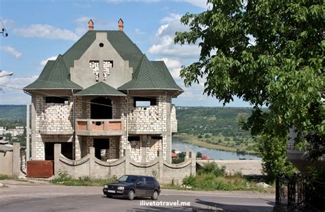 A Border Town In Moldova Soroca Ilivetotravels Travel Log