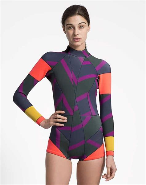 Surf Spring Suits 11 Awesome Sporty Chic Wetsuits For Women In 2020