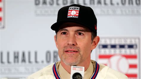 Mike Mussina Enters Baseball Hall Of Fame With No Logo On His Cap