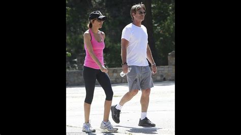 Lisa Rinna Displays Toned Figure In Workout Gear On Hike With Husband