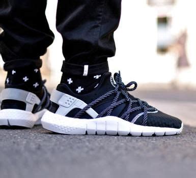 Открыть страницу «sepatu.keren» на facebook. Gaya Terbaru 47+ Baju Sepatu Olahraga Yang Keren