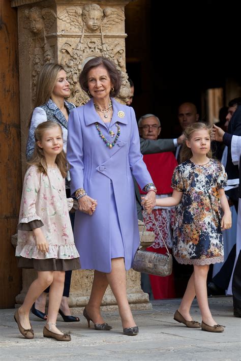 Princess Leonor And Infanta Sofía In 2014 The Cutest Pictures Of