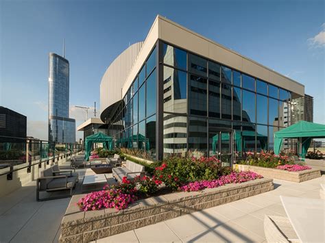 42nd Floor Terrace Corporate Suites Network
