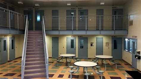 Ventura County Juvenile Hall Could Hold Adult Offenders