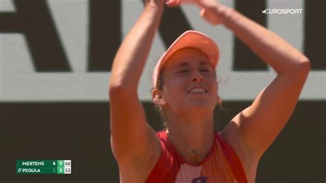 Roland Garros Elise Mertens Boekt In Twee Sets Sterke Overwinning Op