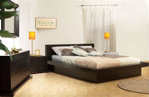 Low Profile Platform Bed Frame Displaying Interesting Bedroom