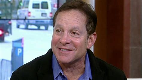 Steve Guttenberg On Hollywood Distancing Itself From Obama On Air