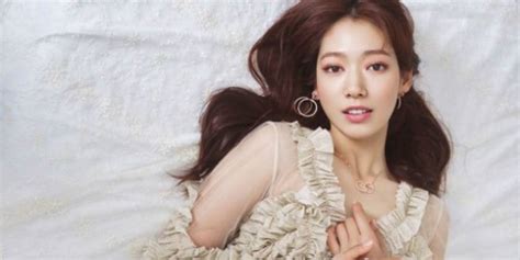 park shin hye flaunts her natural beauty for ‘elle 1stop magazine