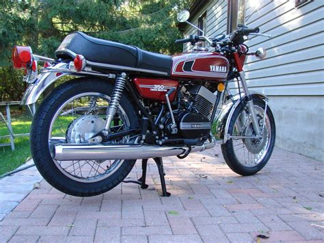 Showcasing the best rd350's on insta/twitter. Yamaha RD 350 / RD 400 (1973-1979) - Motorradtraum der 1970er