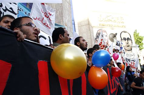 Photo Gallery Egypt S April 6 Youth Movement Demonstrate Against Court Ban On The Group