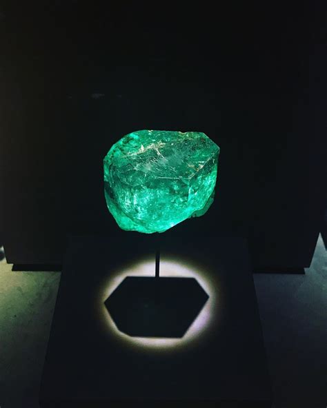 姜老板 On Instagram “the 858 Carats Gachalá Emerald One Of The Most