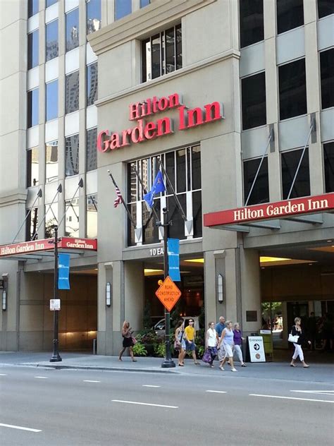 Hilton Garden Inn Chicago Downtownmagnificent Mile 10 E Grand Ave Chicago Il Hotels