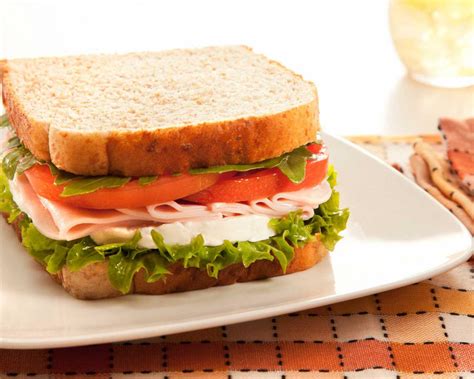Cuantas Calorias Tiene Un Sandwich De Jamon York Y Queso Dieta Del
