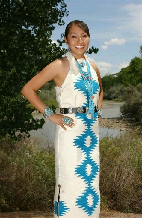 Pin By Crystal Blue On Navajo Women Native American Dress Native American Fashion Native