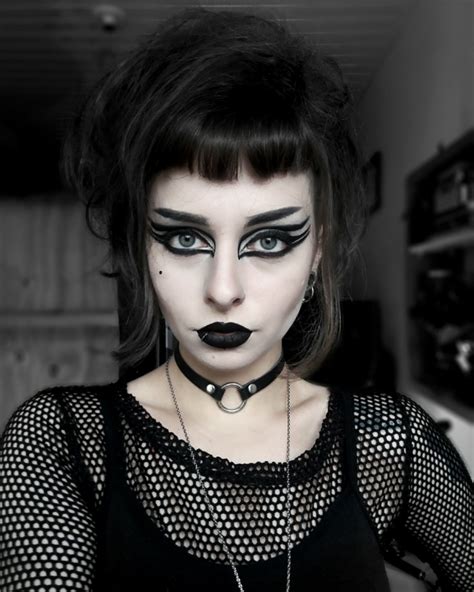 Trad Goth Hairstyles Hairstyle Catalog