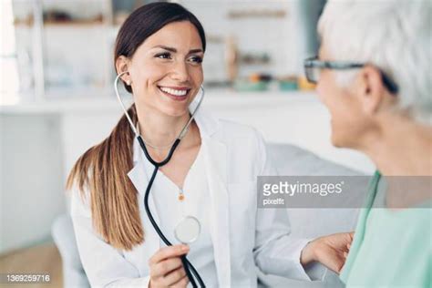Patient Prescriptions Photos And Premium High Res Pictures Getty Images