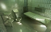 Inside life on death row - cramped cells where 100s of inmates wait ...