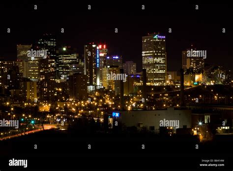 Edmonton Skyline Hi Res Stock Photography And Images Alamy