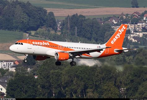 Oe Ino Airbus A Easyjet Europe Tomasz Habaj Jetphotos