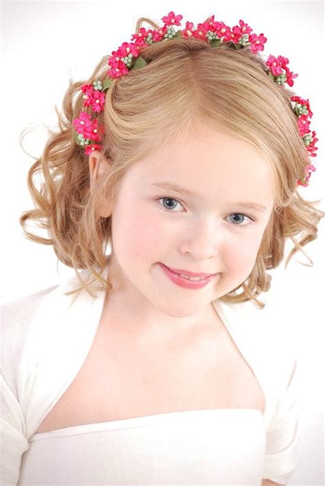 Here is a nice selection of haircuts for kids and lovely ideas on cool, fun and easy kids hairstyles for short, medium and long hair. Cute Flower Hairstyles for Kids - Indian Beauty Tips