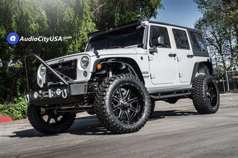 22 Fuel Wheels D538 With Maverick Black Milled Rims For A 2017 Jeep