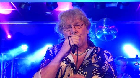 Ada 20 lagu marian the cat klik salah satu untuk download lagu. Tribute To The Cats Band / Marian. - YouTube