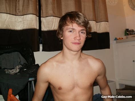 Hot Jerdani Kraja Leaked Frontal Nude Photos Nude Gay Male