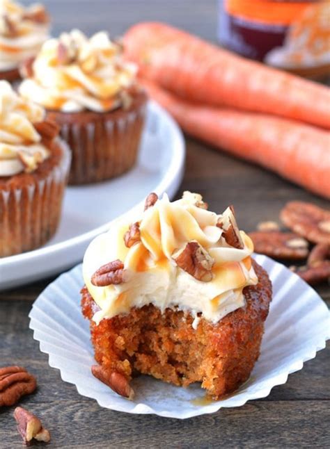 It's fun and easy to set up. 15 Non Traditional Thanksgiving Dinner Ideas | Desserts, Cake recipes, Cupcake recipes