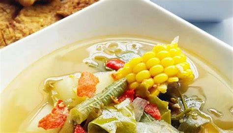 Kalau berkuah paling pakai air atau kaldu. Resep Bumbu Sayur Asem Jawa, Sunda, Betawi dan Karo ~ diedit.com
