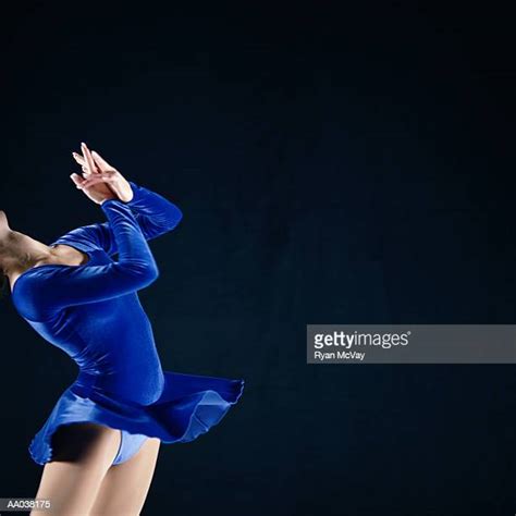 Figure Skating Spin Photos And Premium High Res Pictures Getty Images