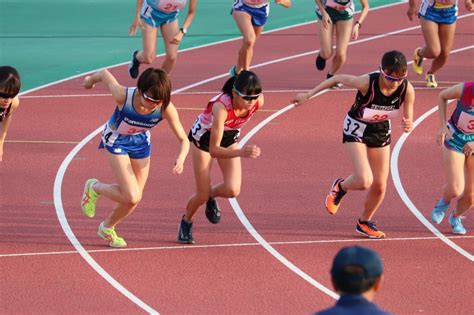 【#日本選手権】 本大会は観客上限5,000人で開催することに決定しました。 【日本選手権チケット販売について】 各種座席チケットは 6/22(火) 10時から 販売開始です。 詳細は以下サイトをご覧ください。 ※ 第61回 東日本実業団陸上競技選手権‐日本郵政