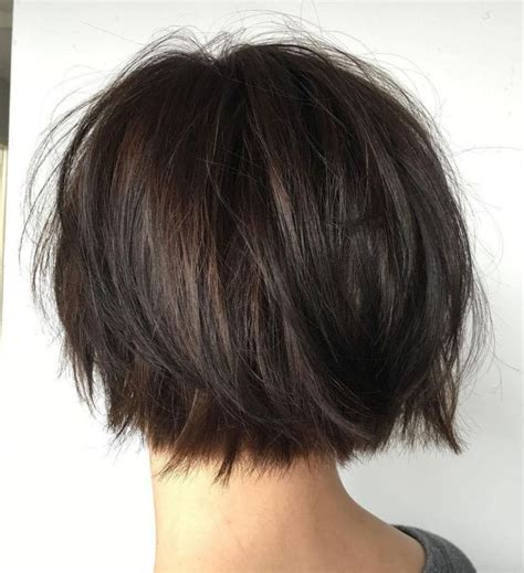 Razored Nape Length Bob With Flyaways Choppy Bob Hairstyles Short Layered Haircuts Bobs