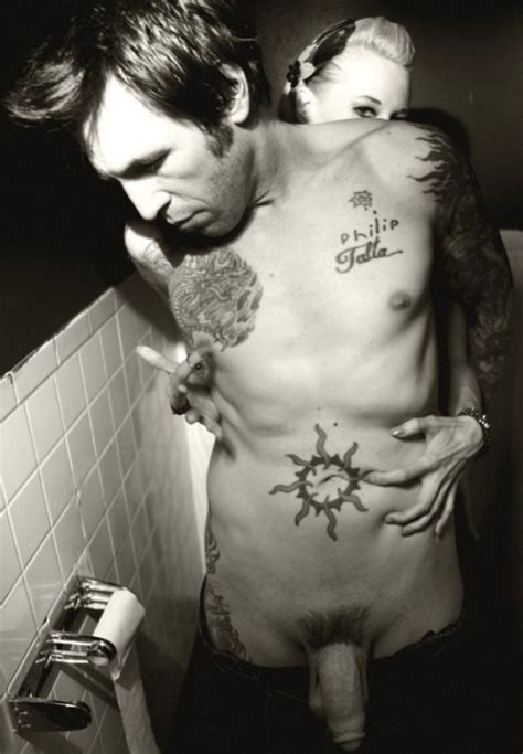 SUFFUSED NAKED PHIL VARONE