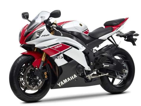 Wgp yamaha r6 50th anniversary racing leathers. Yamaha YZF-R6