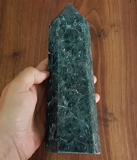 Green Apatite Tower Point 1086 Grams Energy In Balance