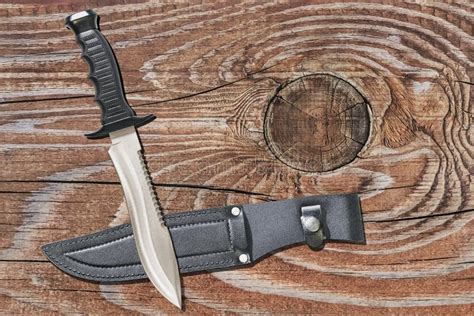 Tactical Combat Hunting Survival Sawback Bowie Knife With Black Leather