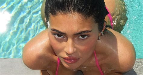 Kylie Jenner Shows Off Her Curves In Pink Barbie Bikini In Sultry Pool Snaps Mirror Online