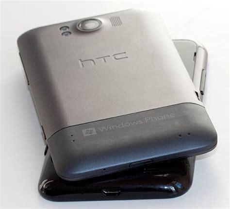 Htc Titan Review Windows Phone Reviews By Mobiletechreview