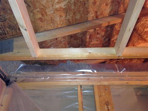 Installing a vapour barrier is indispensable for a proper insulation of the house. What is correct vapour barrier method for bathroom ceiling ...