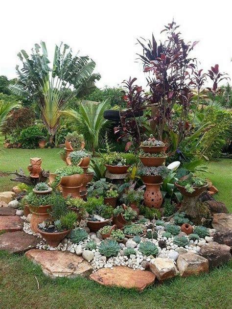 Ideas from 20 planters from my neighborhood! 34 Amazing Fresh Front Yard Landscaping Ideas | Tropical ...