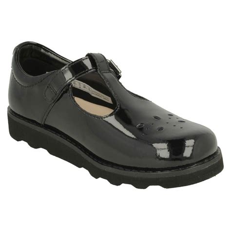 Girls Mädchen Clarks Schnalle T Riemen Schulschuhe Style Krone Wünschen Schwarzes Lackleder Uk