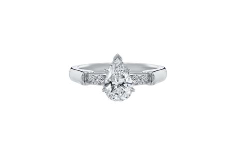 Tryst, Pear-Shaped Diamond Engagement Ring | Harry Winston (=) | Pear shaped diamond engagement ...