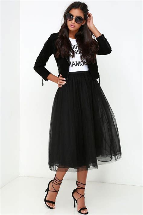 stunning 40 feminime look black tulle skirt outfits ideas