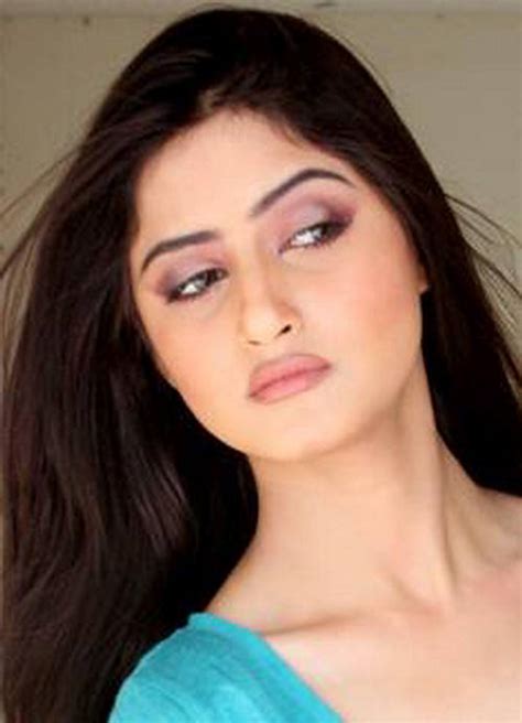 Pakistani New Actress Sajal Ali Photo Gallery My Wallpapers