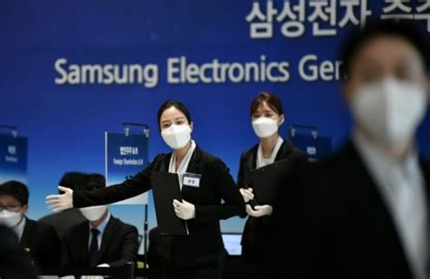 Samsung Electronics Expects Profit Rise On Coronavirus Demand