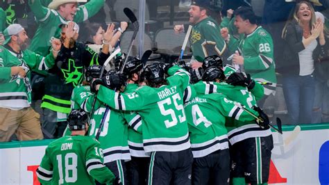 Stars Beat Golden Knights 3 2 To Avoid West Sweep