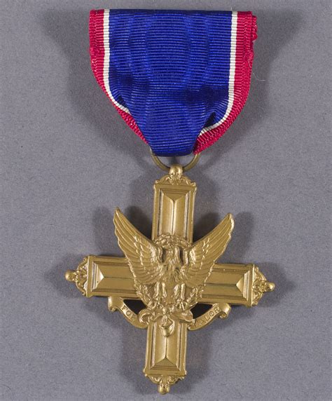 Medal Distinguished Service Cross National Air And Space Museum