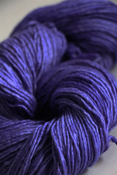 Malabrigo Silky Merino Knitting Yarn In Light Hyacynt
