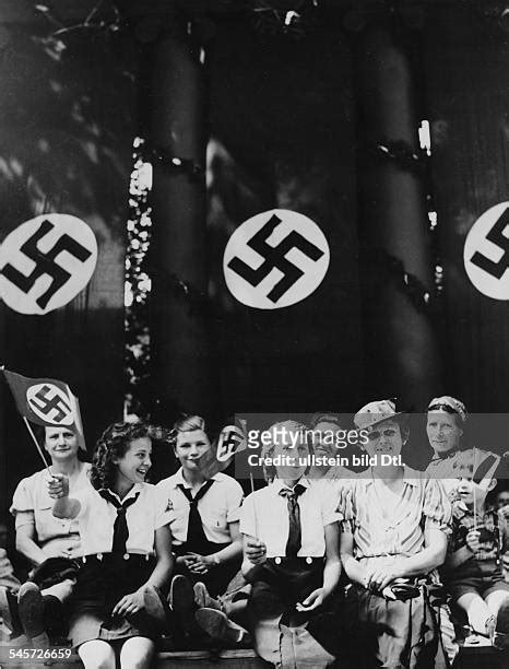 Bund Deutscher Maedel Fotografías E Imágenes De Stock Getty Images